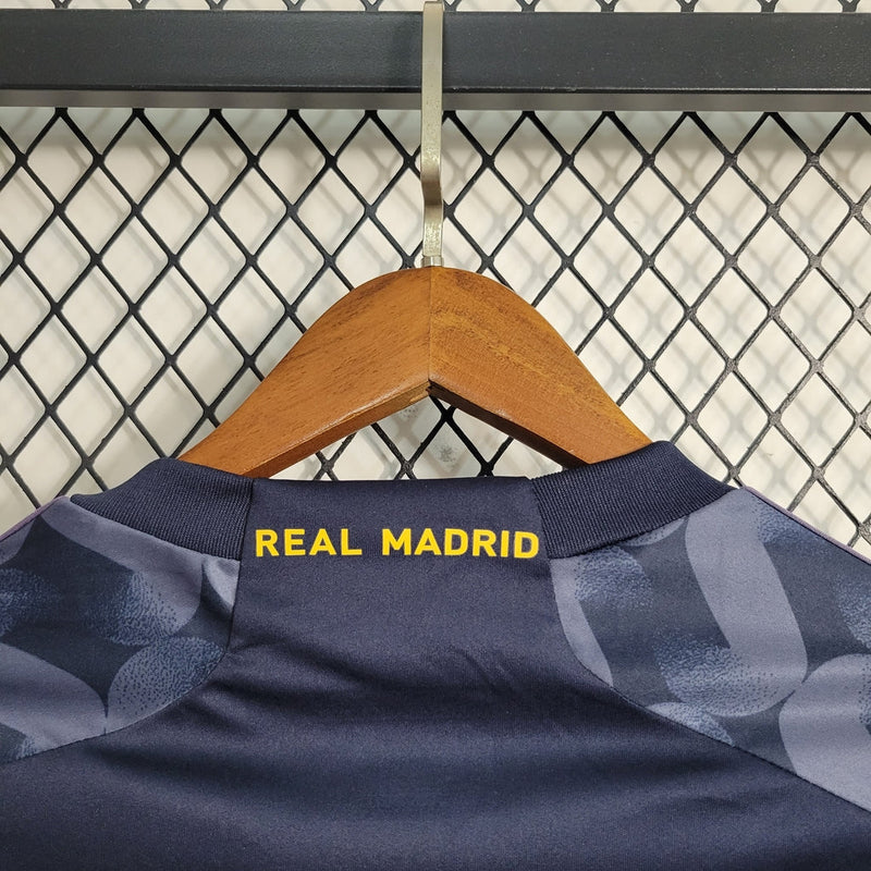 Camisola Real Madrid preta/cinza Away 2023/24