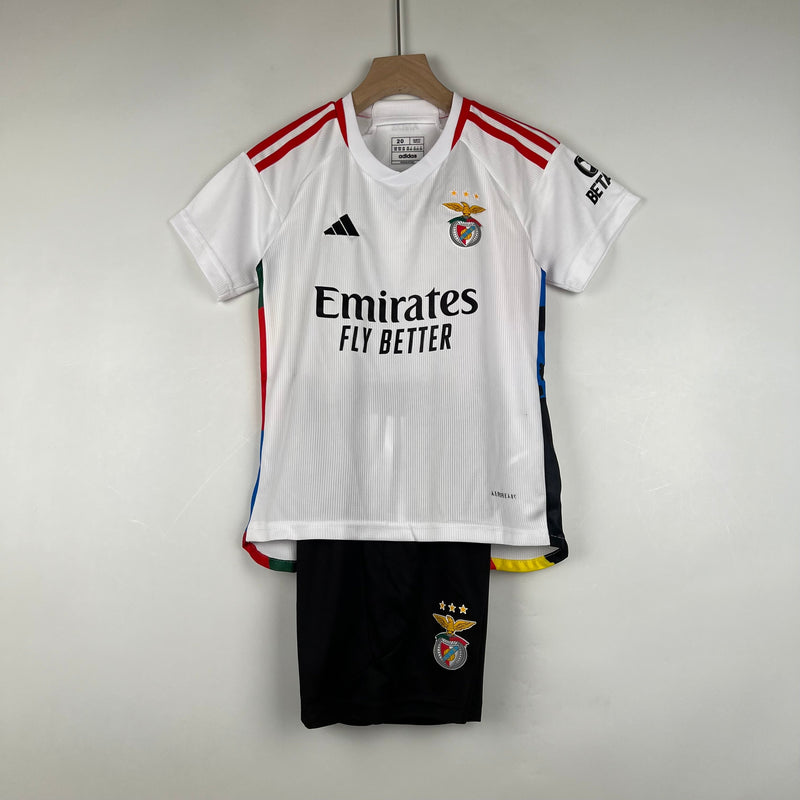 Conjunto infantil Benfica Branco 2023/24 Third - Calção preto (STOCK)