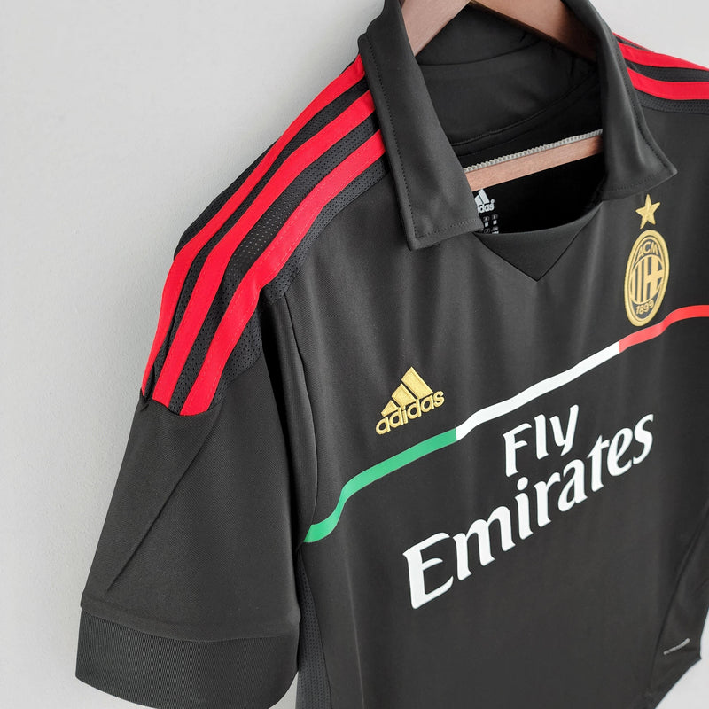 Camisola Retrô AC Milan 2011/12 Terceira