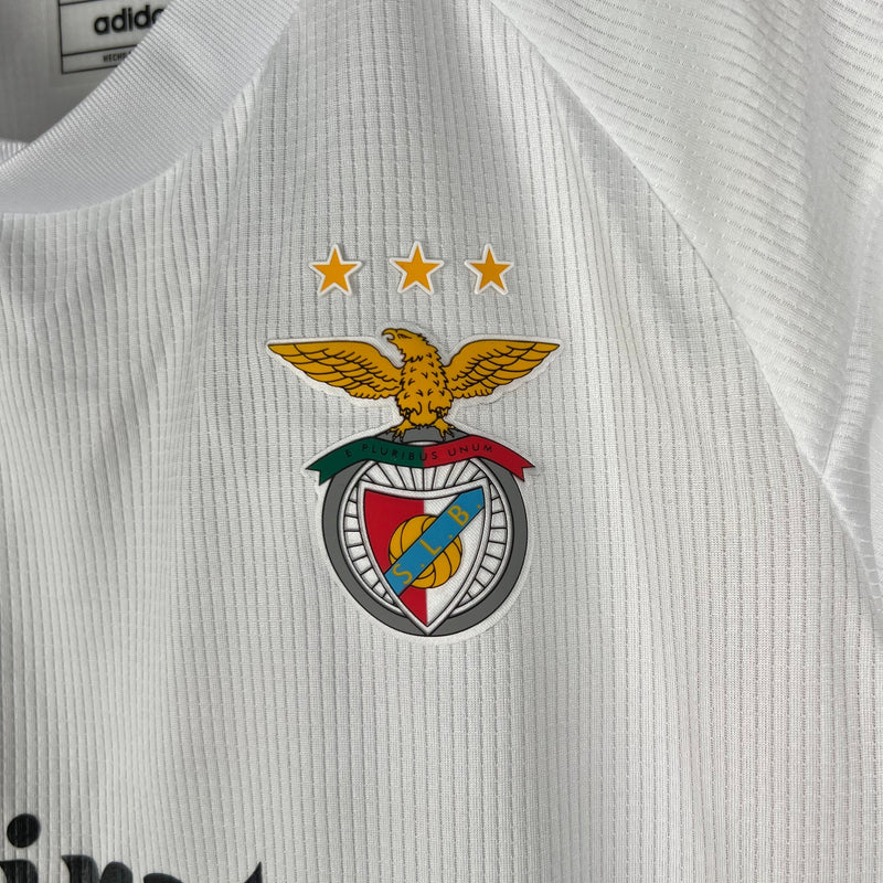 Conjunto infantil Benfica Branco 2023/24 Third - Calção preto (STOCK)